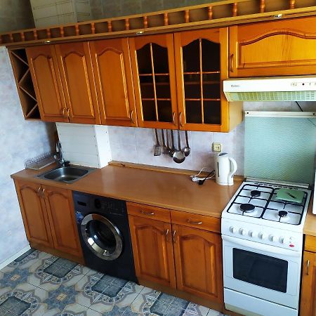 Ильинская 3К Посуточно Почасово Apartment ซูมี ภายนอก รูปภาพ