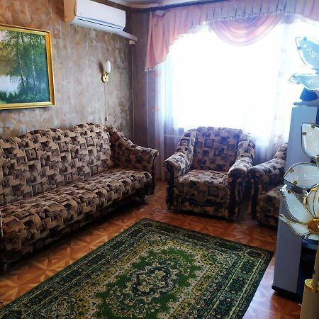 Ильинская 3К Посуточно Почасово Apartment ซูมี ภายนอก รูปภาพ