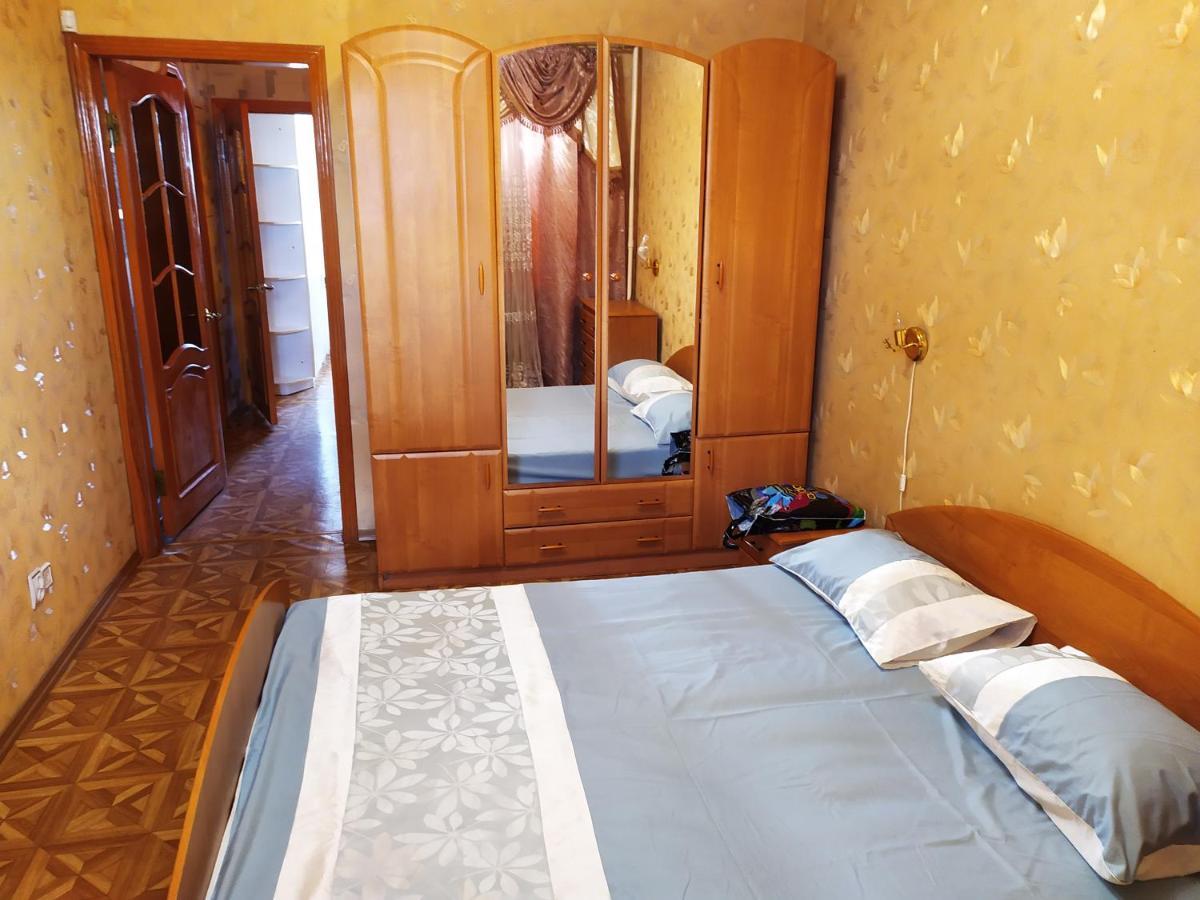 Ильинская 3К Посуточно Почасово Apartment ซูมี ภายนอก รูปภาพ